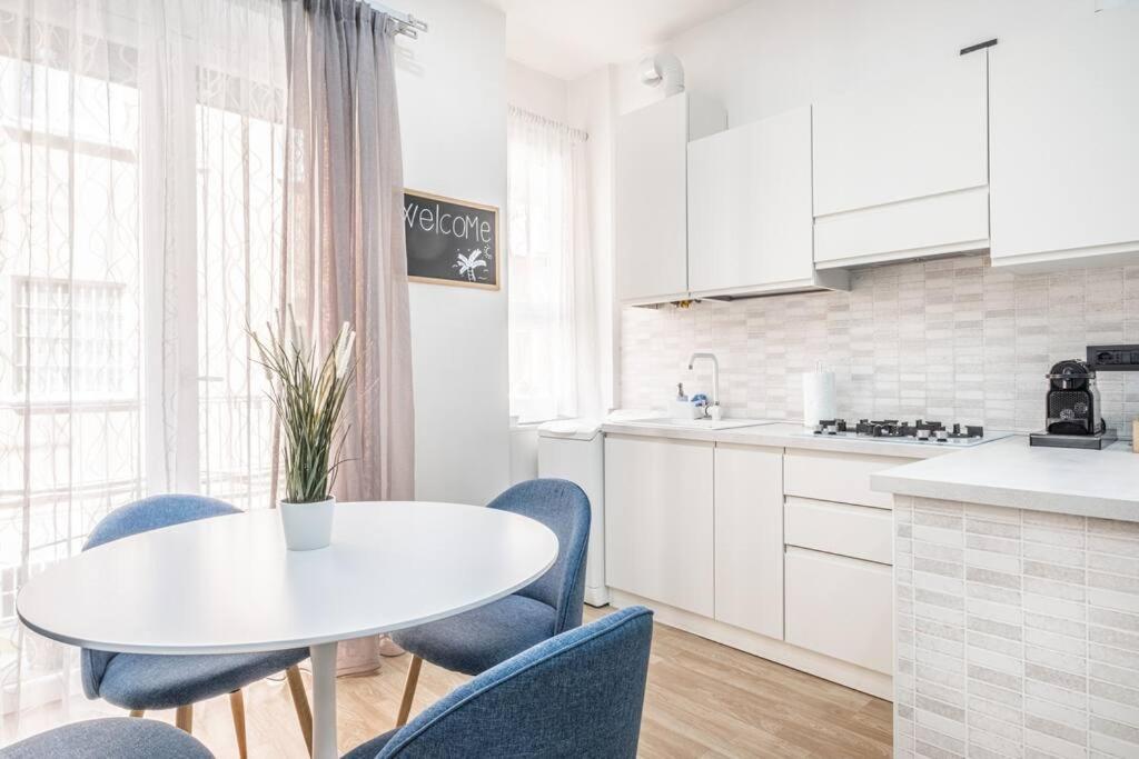Апартаменты Artistic House Navigli-Duomo Netflix & Design Милан Экстерьер фото