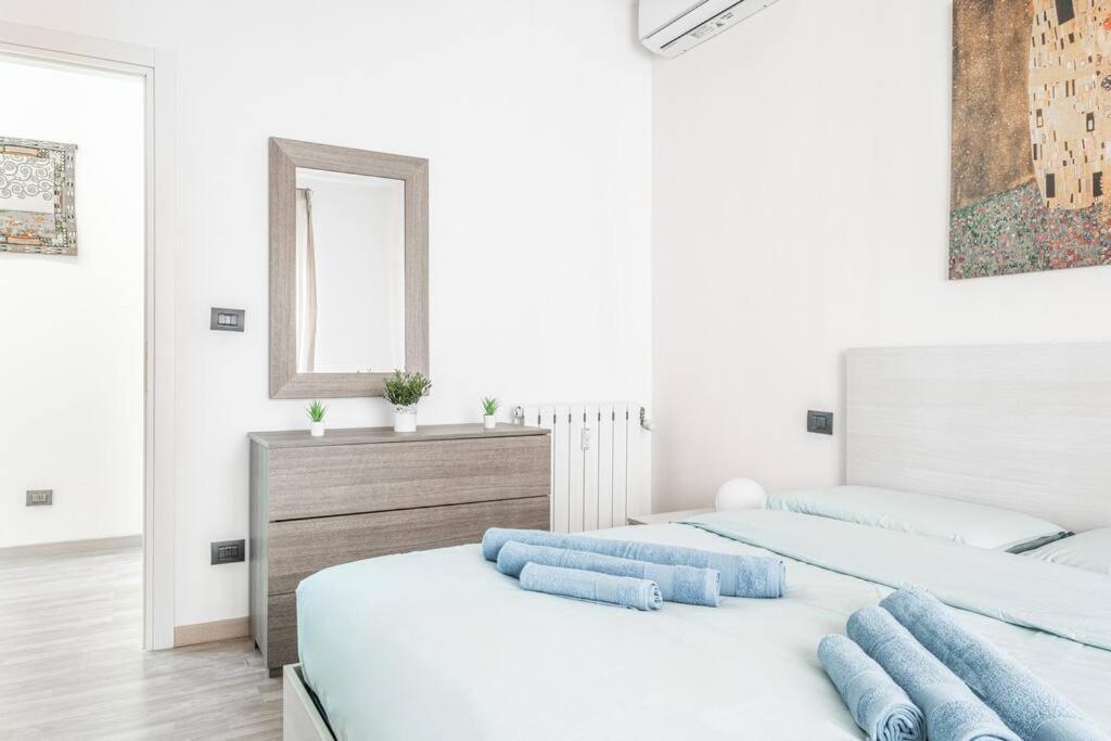 Апартаменты Artistic House Navigli-Duomo Netflix & Design Милан Экстерьер фото